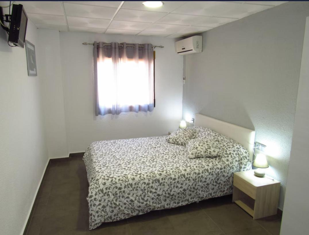 Hotel Restaurant Cau Blanch Useras Luaran gambar